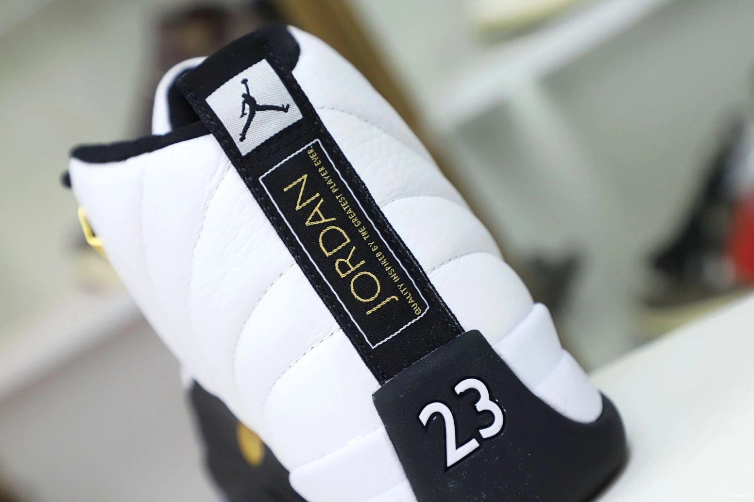 AIR RETRO 12 'ROYALTY' JORDAN 0915